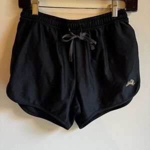 tracksmith van cortlandt shorts